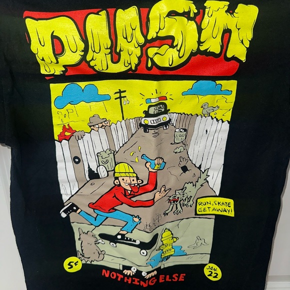 Black T-shirt - Picture 11 of 12